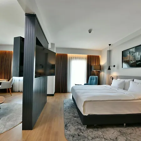 Radisson Mersin Hotel 5*