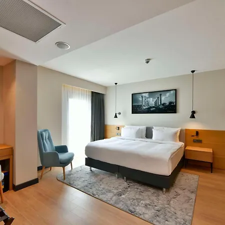 Radisson 5* Mersin (Mediterranean)