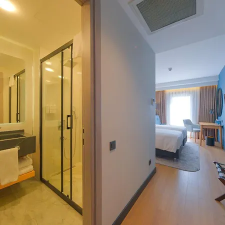 Radisson Hotel 5*